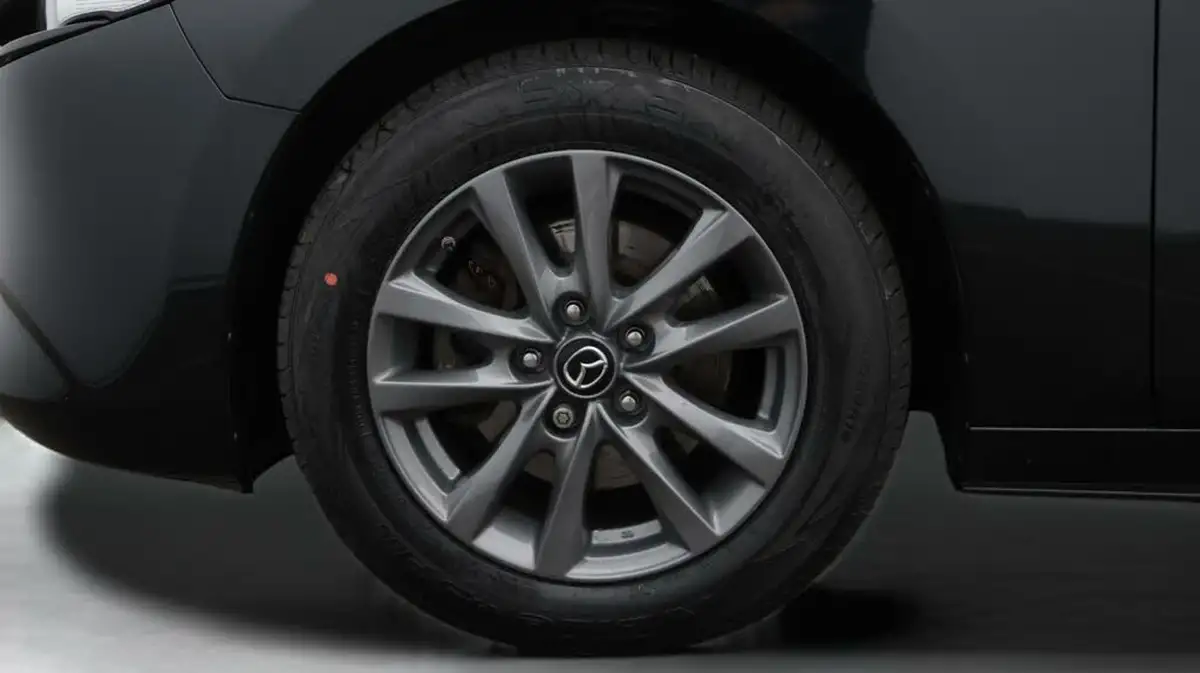 2022-mazda-mazda3-20-se-l-big-18