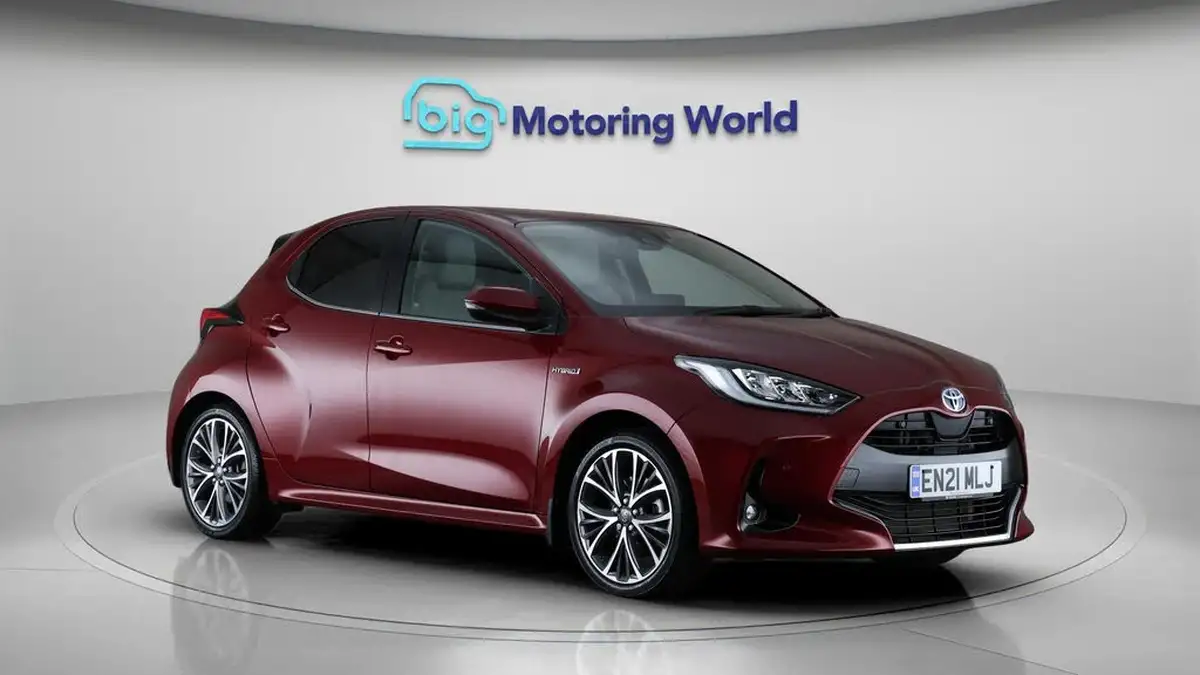 2021-toyota-yaris-15-vvt-i-excel-big-1