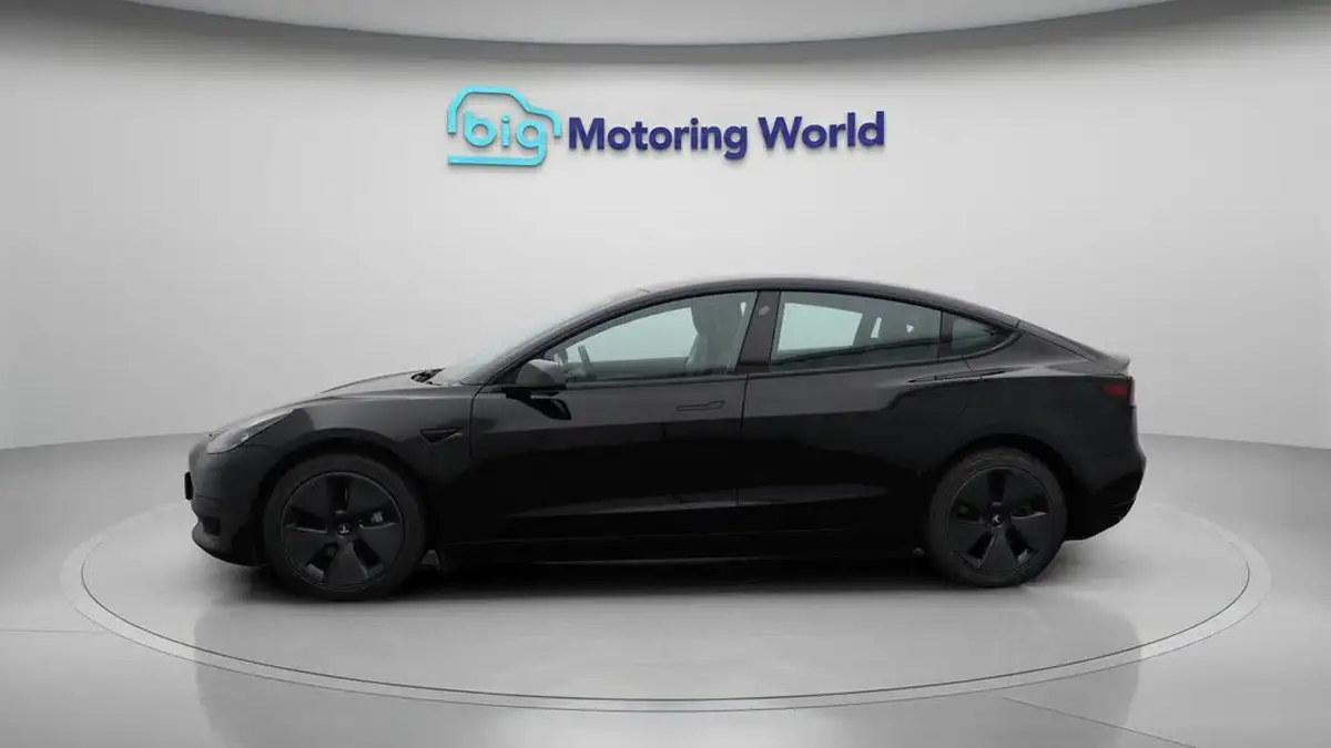 2021-tesla-model-3-e-standard-plus-big-4