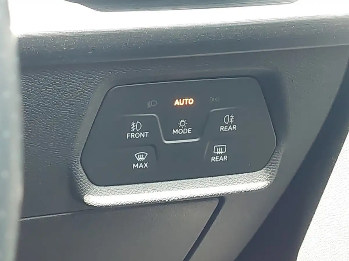 2022-cupra-leon-nf-20-tsi-vz1-big-18