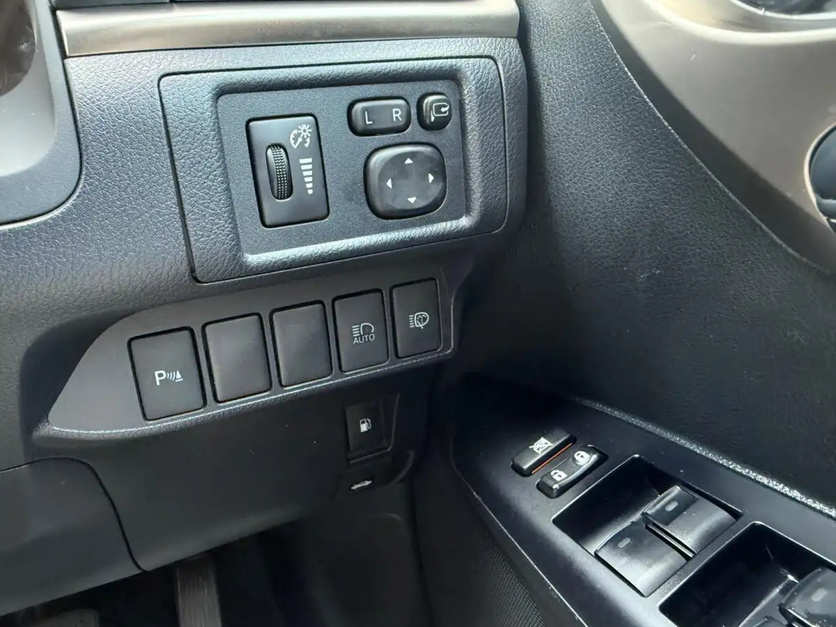 2020-lexus-ct-200h-18-ct-big-59