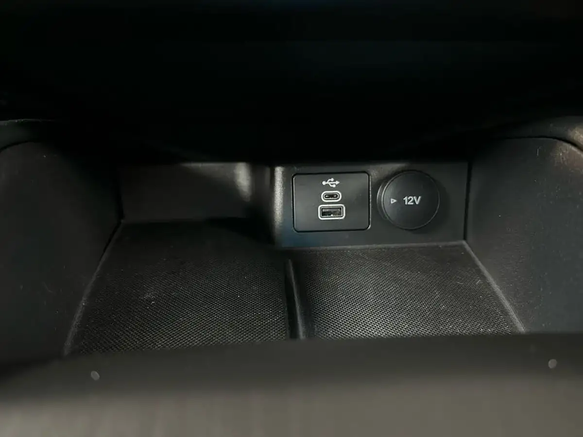 2022-ford-kuga-big-24