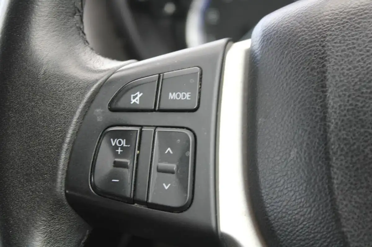 2016-suzuki-s-cross-10-boosterjet-sz-t-110ps-big-22