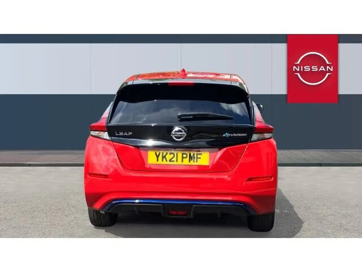 2021-nissan-leaf-e-n-connecta-big-5
