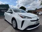 2019-toyota-prius-small-1
