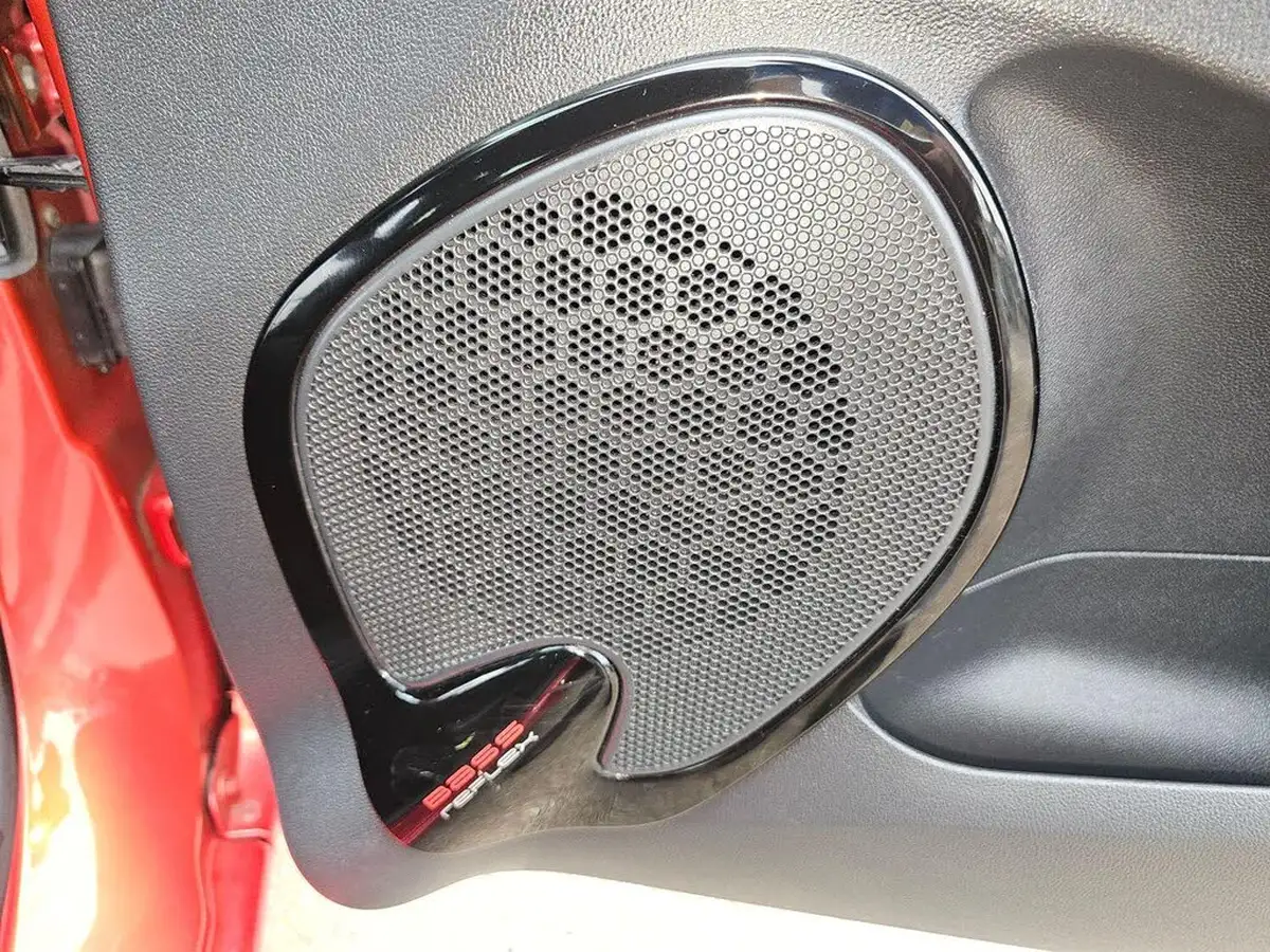 2018-renault-clio-12-dynamique-nav-big-20