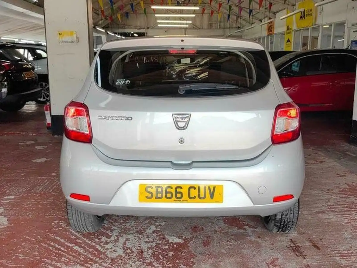 2016-dacia-sandero-12-ambiance-big-4