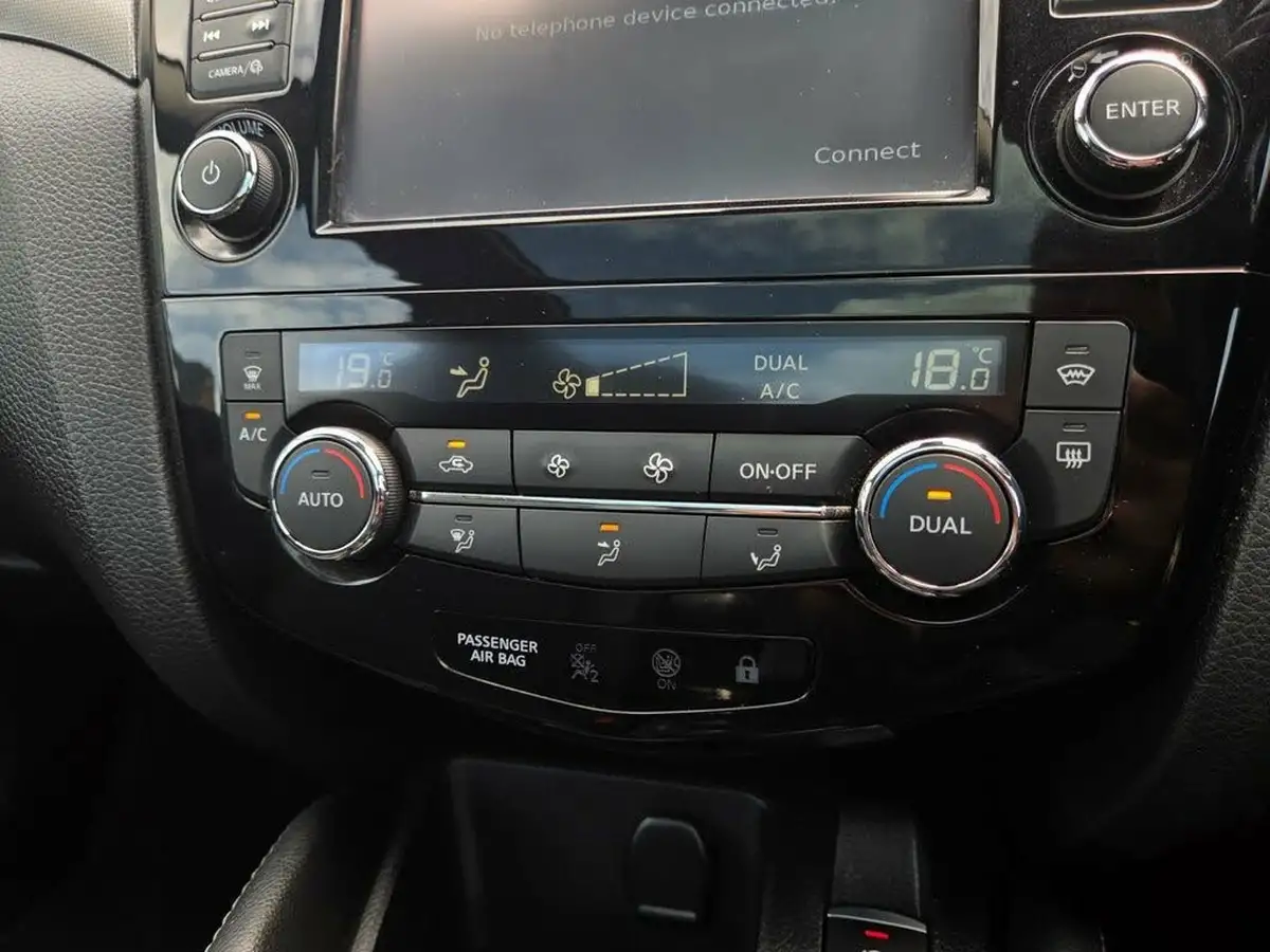 2018-nissan-qashqai-12-dig-t-tekna-big-40