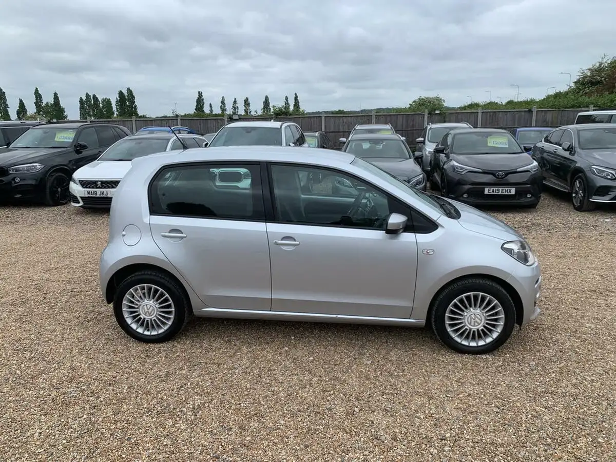 2014-volkswagen-up-10-high-up-5d-asg-big-7