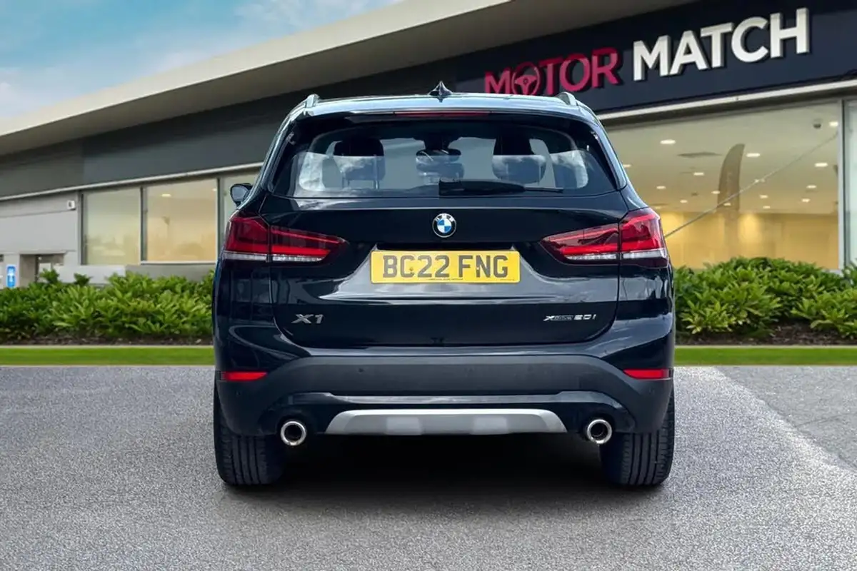 2022-bmw-x1-20-xdrive20i-xline-big-3