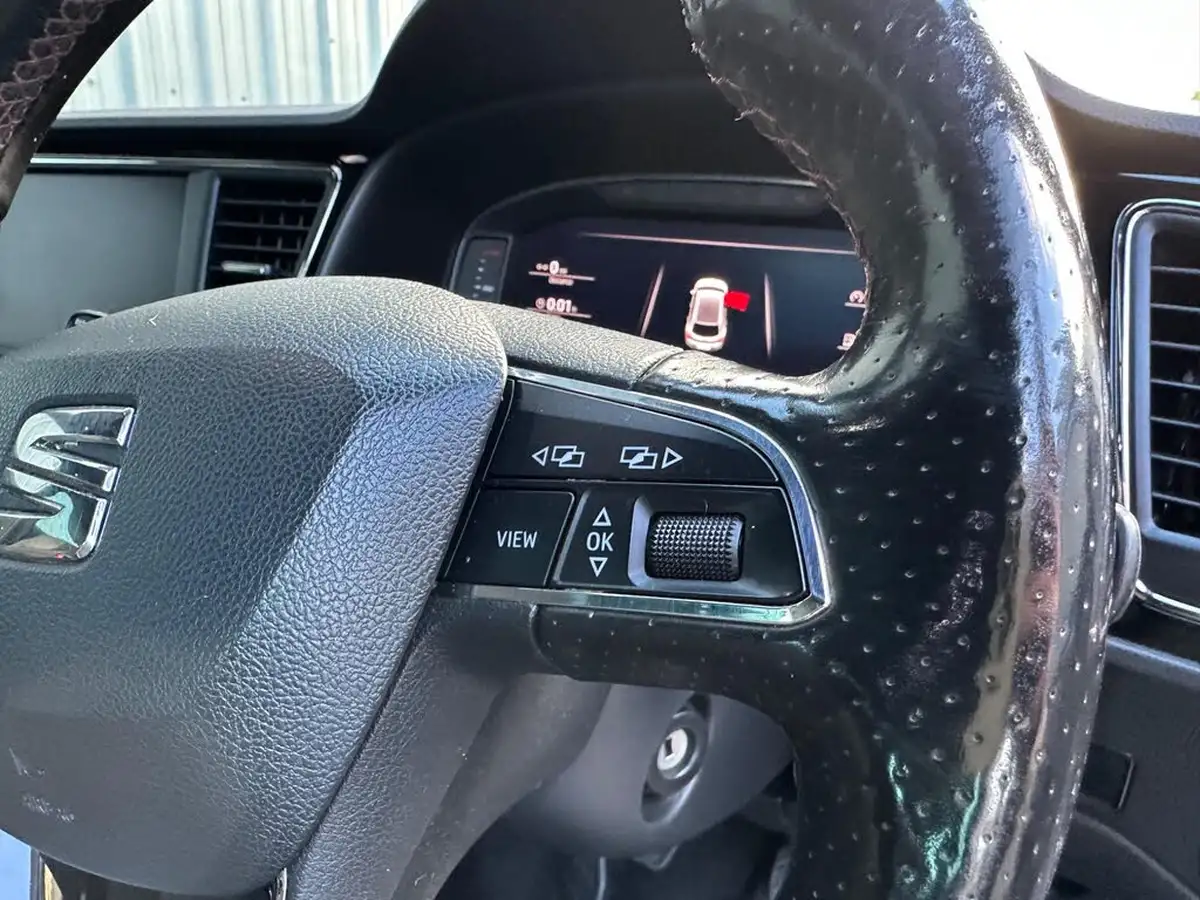 2020-seat-leon-15-tsi-evo-fr-black-edition-150ps-hatchback-dsg-big-17