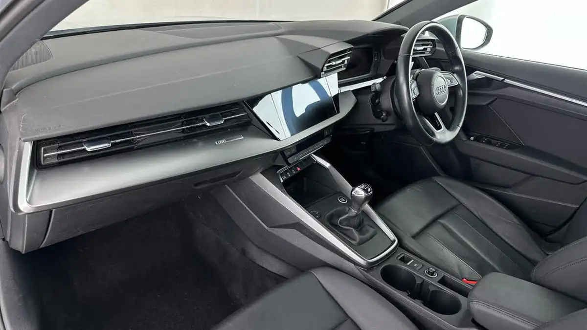 2020-audi-a3-10-30-tfsi-110ps-sportback-5d-big-13