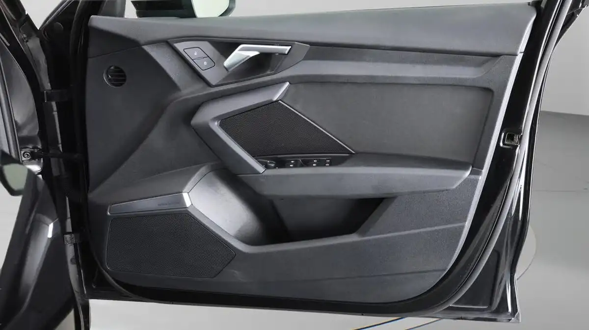 2021-audi-a3-15-35-tfsi-technik-big-15