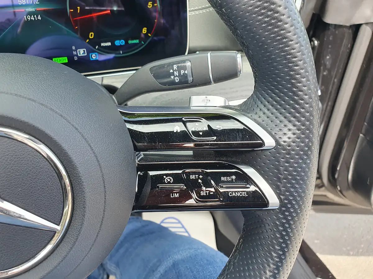 2022-mercedes-benz-e-class-20d-e300d-amg-line-premium-285ps-cabriolet-2d-1992cc-4matic-big-27