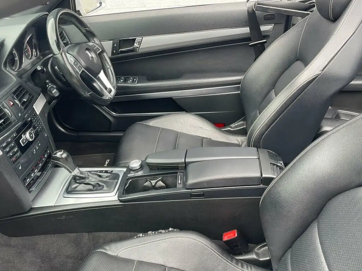 2013-mercedes-benz-e-class-21td-e220-cdi-sport-21cdi-170bhp-blue-f-cabriolet-2d-7g-tronic-big-39