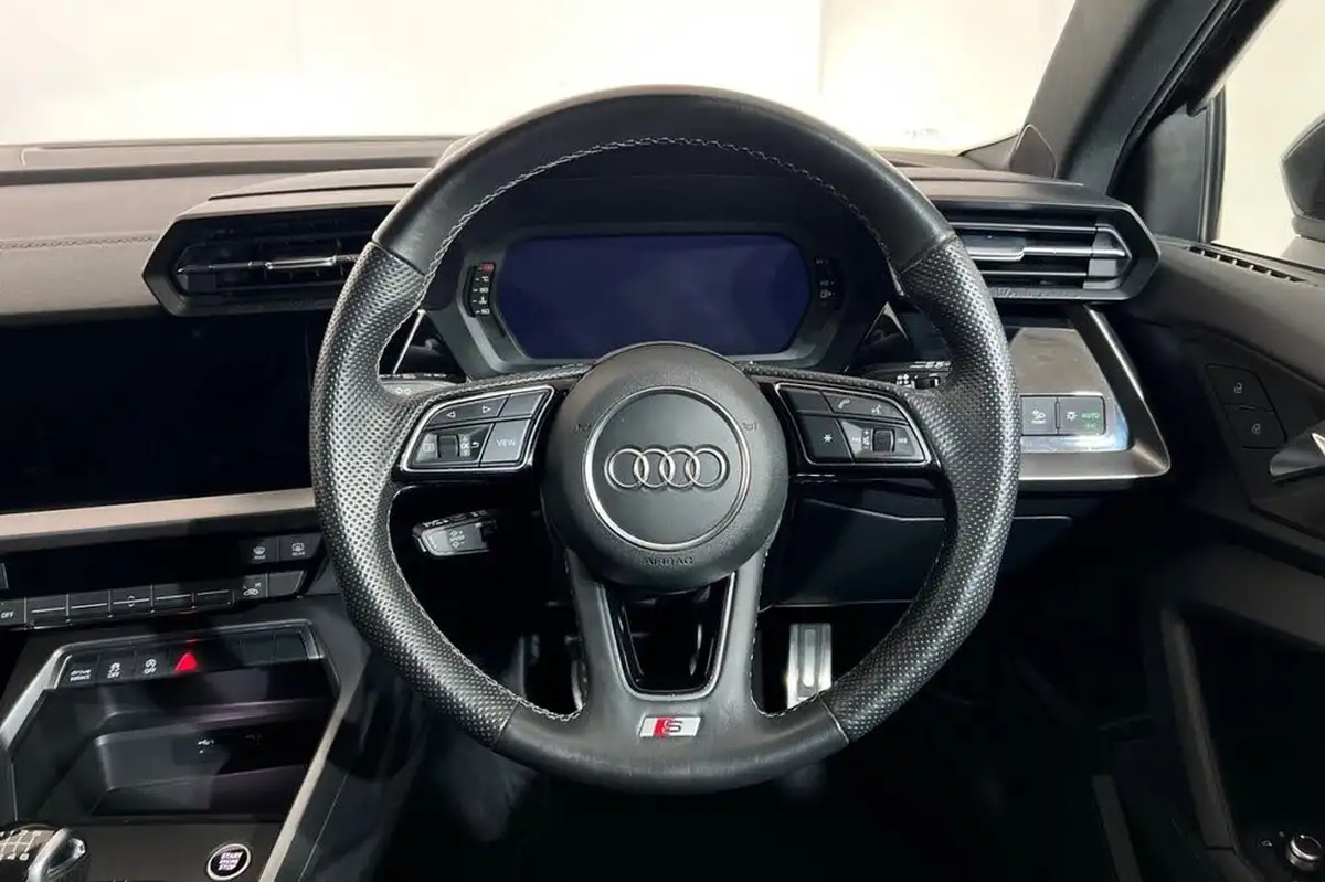 2023-audi-a3-15-35-tfsi-s-line-sportback-5d-big-18