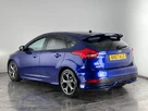 2017-ford-focus-20t-st3-hatchback-small-3
