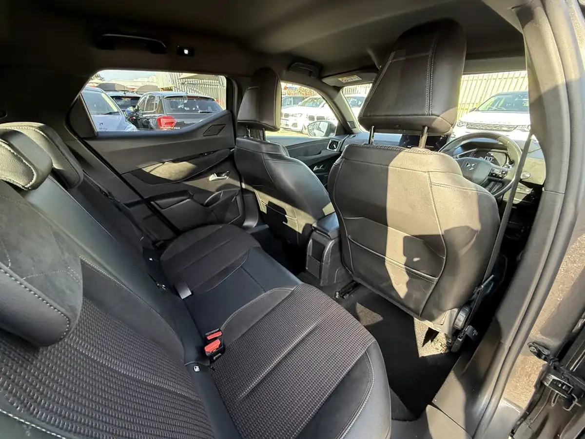 2022-ds-ds-3-crossback-12-puretech-performance-line-130ps-big-51