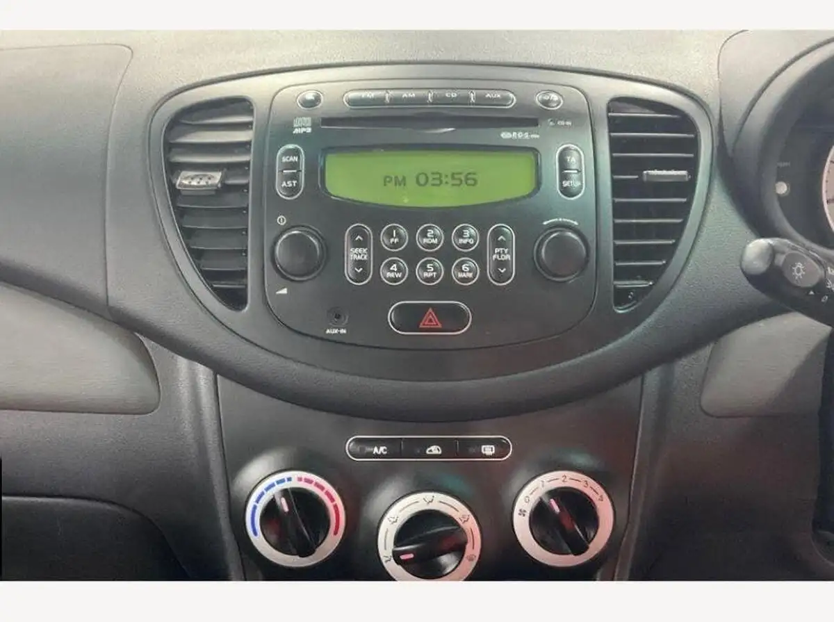 2009-hyundai-i10-12-classic-big-8