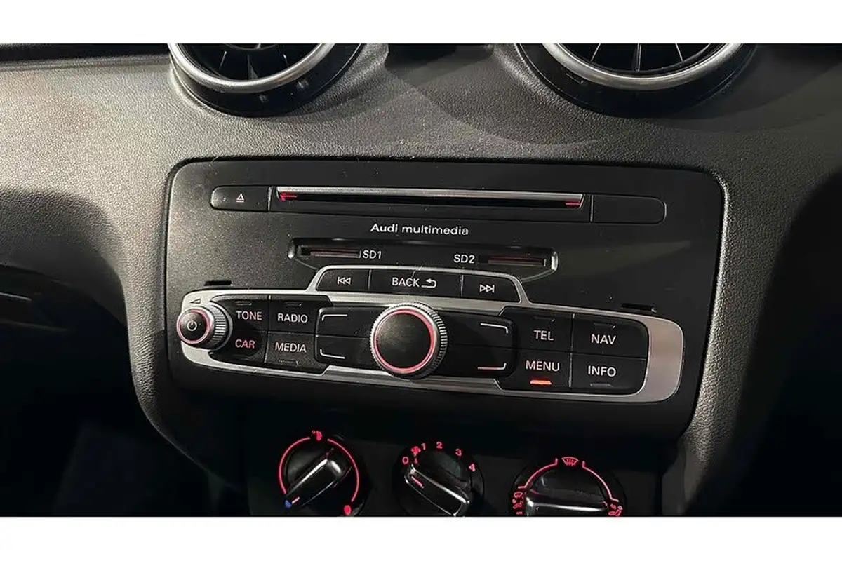 2016-audi-a1-10-tfsi-sportback-5d-big-41