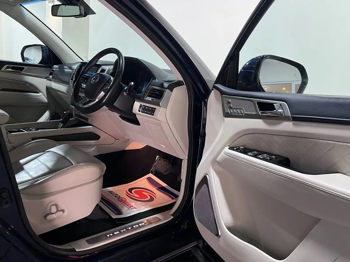 2018-kgm-ssangyong-rexton-22td-ultimate-big-24