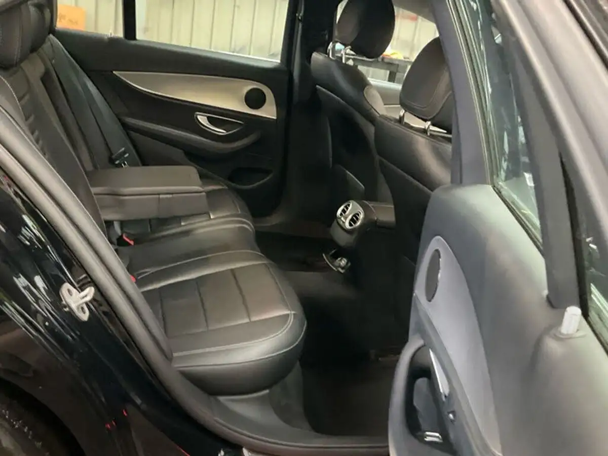 2018-mercedes-benz-e-class-20d-e220d-se-ss-saloon-4d-big-4