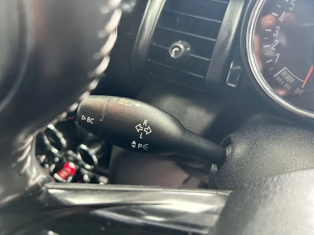 2018-mini-cooper-20-cooper-s-seven-ss-3d-big-41