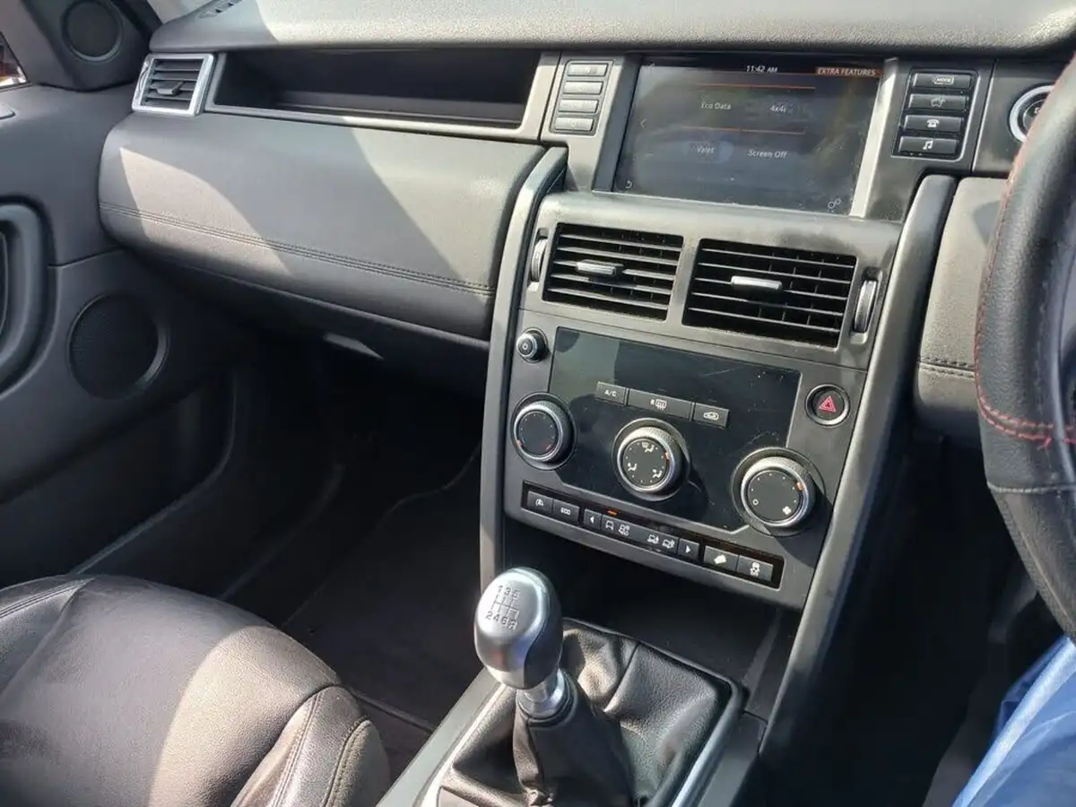 2017-land-rover-discovery-sport-20td4-pure-edition-big-9