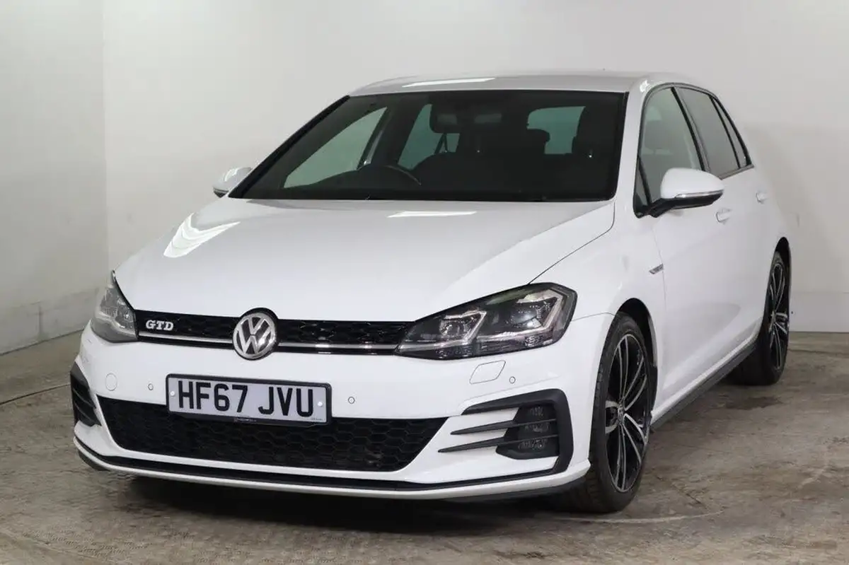 2017-volkswagen-golf-20tdi-gtd-ss-hatchback-5d-dsg-big-2