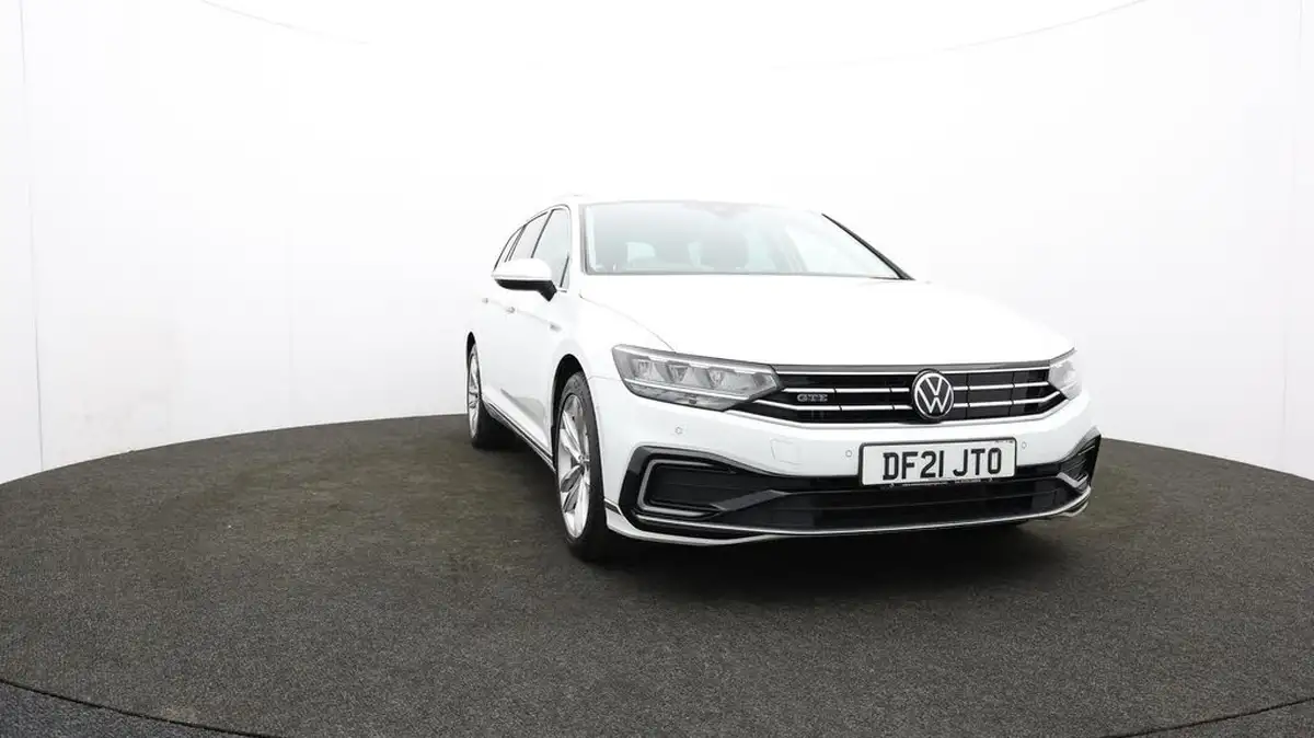 2021-volkswagen-passat-14-tsi-gte-estate-5d-big-53
