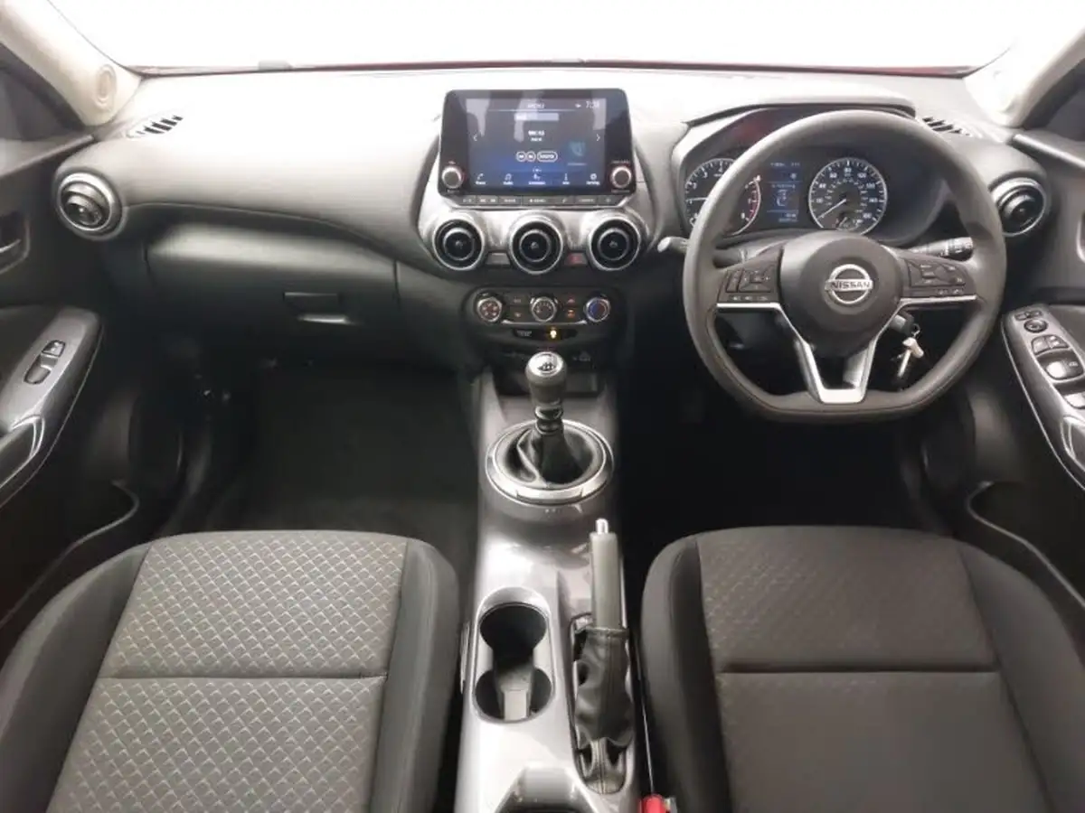 2022-nissan-juke-10-dig-t-acenta-big-2