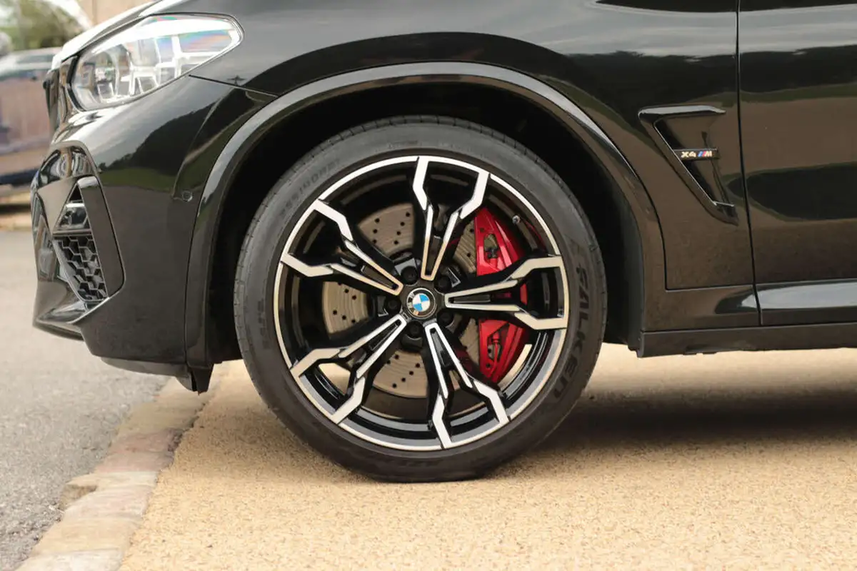 2021-bmw-x4-30-m-competition-sport-big-28