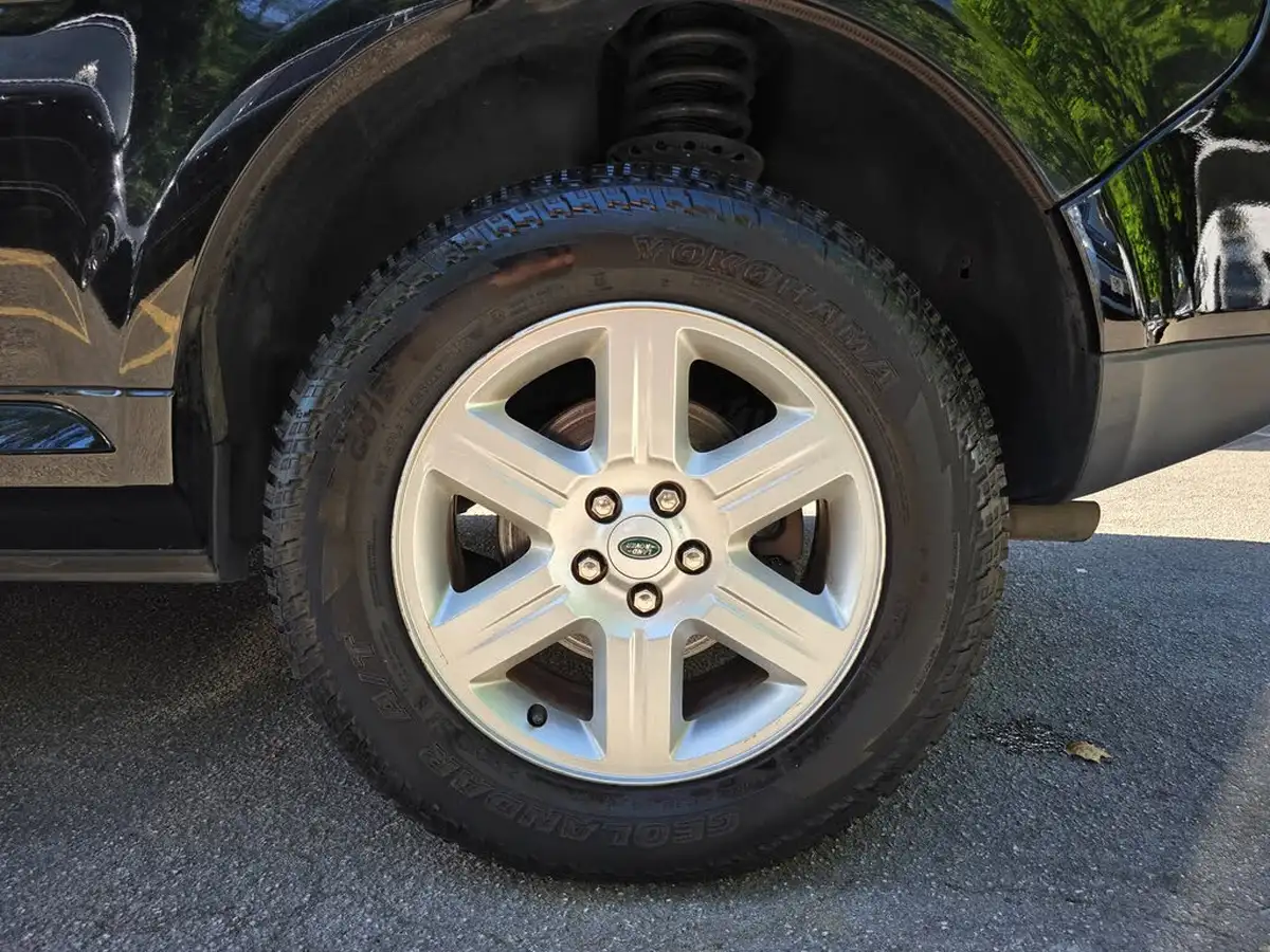 2011-land-rover-freelander-2-big-57