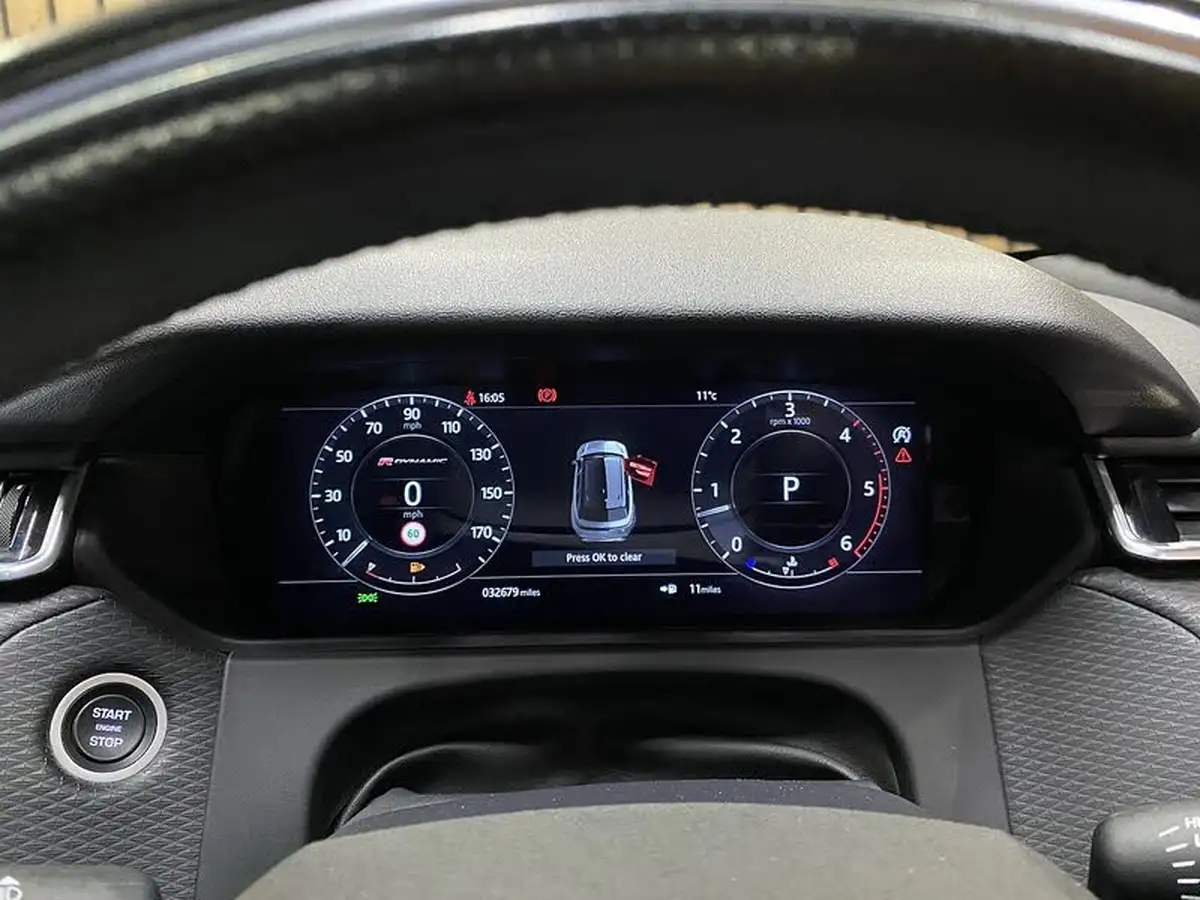 2018-land-rover-range-rover-velar-30-d300-r-dynamic-se-ss-big-43