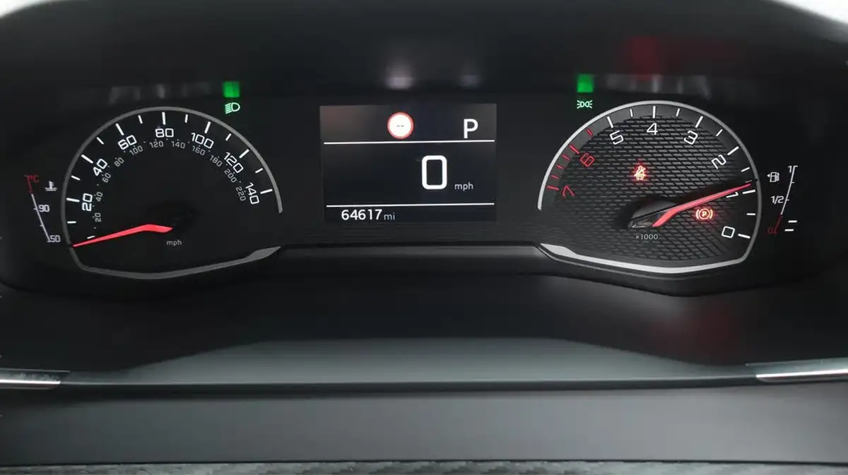 2022-peugeot-208-12-puretech-active-premium-100bhp-eat8-big-10