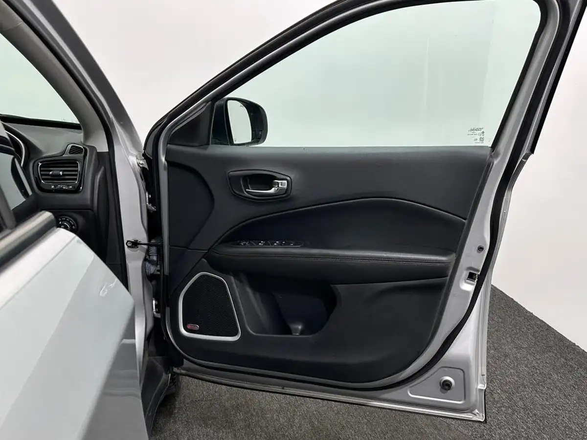2019-jeep-compass-14-multiair-ii-limited-138bhp-big-31