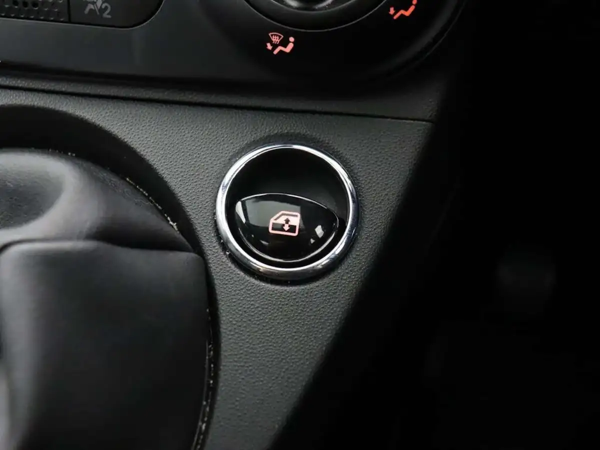 2022-fiat-500-10-red-big-30