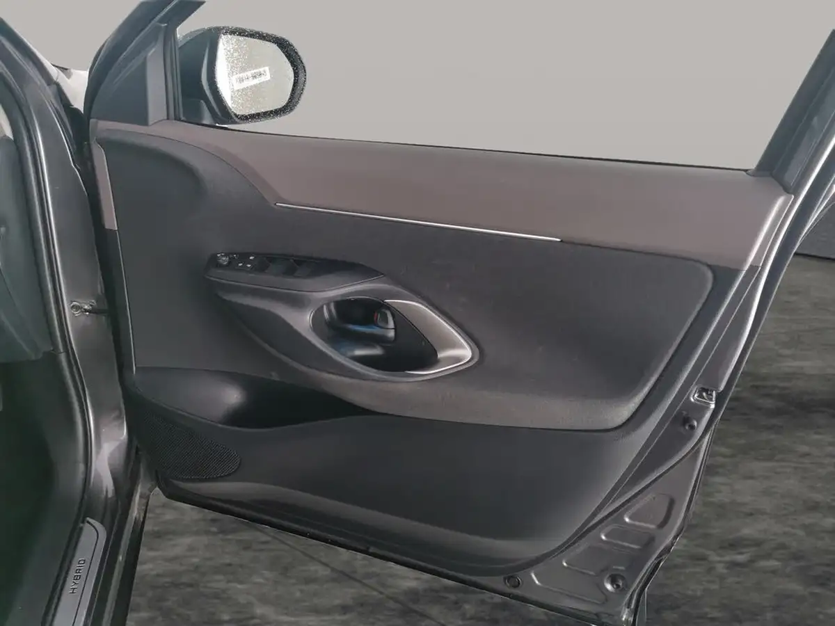 2022-toyota-yaris-cross-15-vvt-i-excel-awd-i-big-40