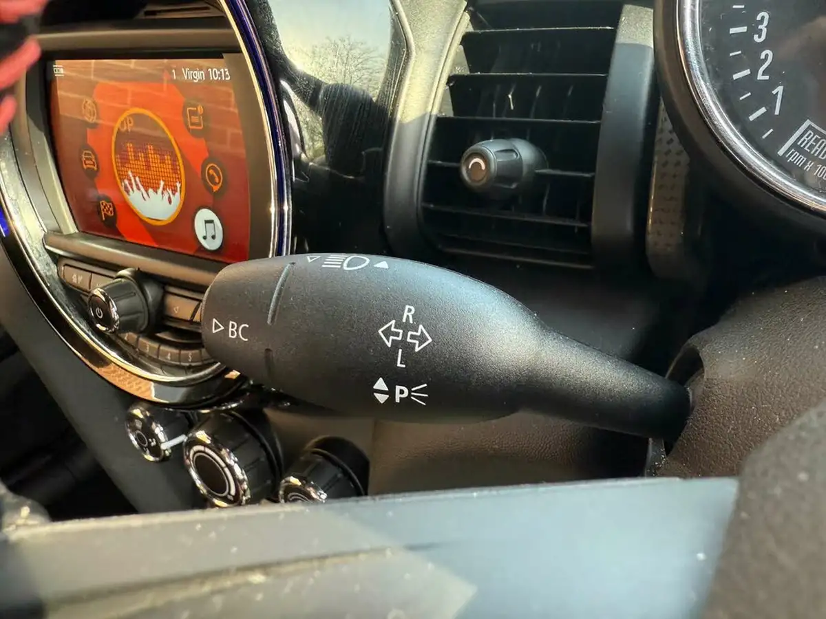 2018-mini-cooper-15-cooper-sport-ss-hatchback-3d-big-18