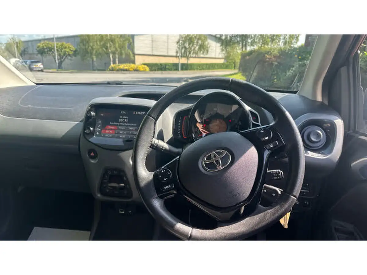 2021-toyota-aygo-10-vvt-i-x-trend-tss-big-9