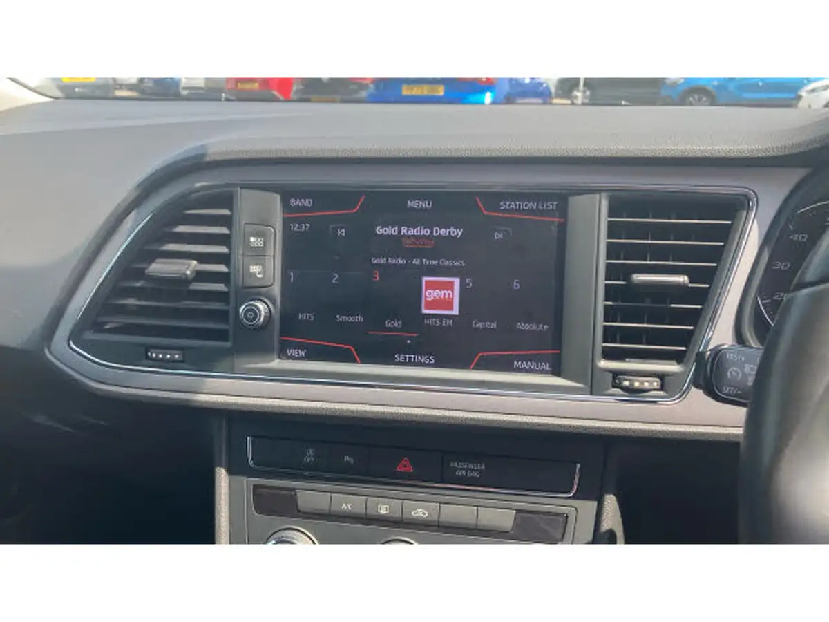 2019-seat-leon-15-tsi-evo-se-dynamic-hatchback-big-11