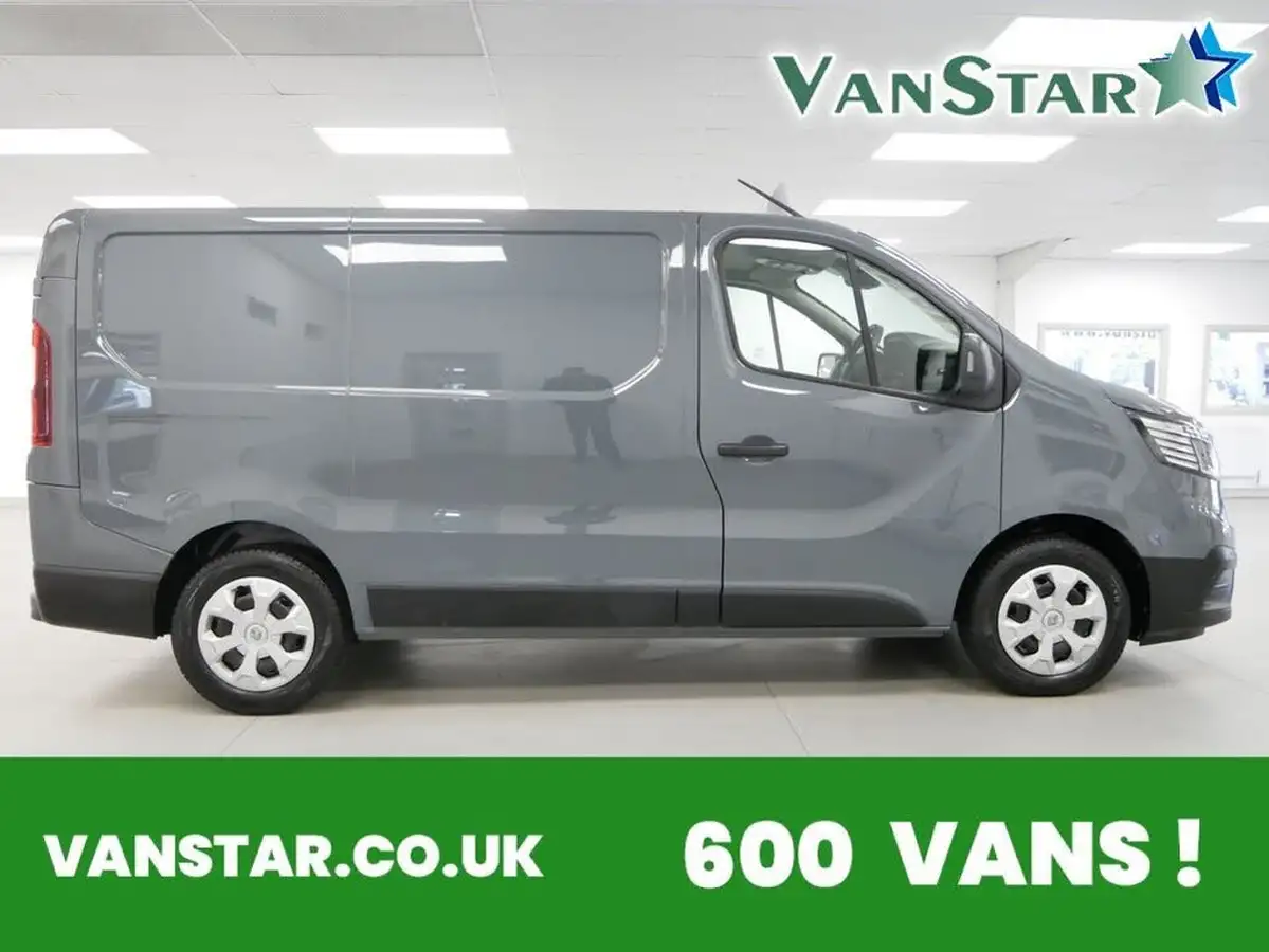 2022-renault-trafic-20dci-sl28-130-business-big-0