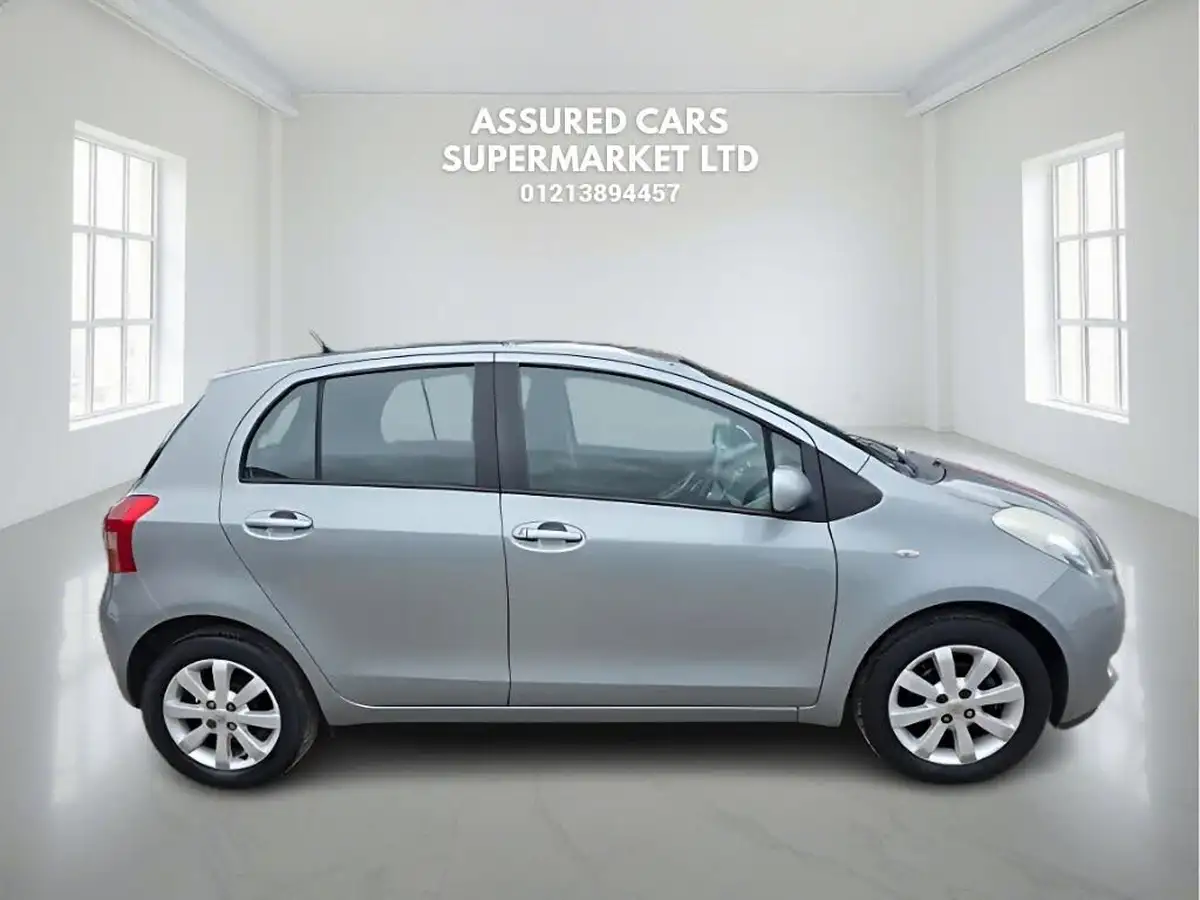 2007-toyota-yaris-13-zinc-5d-mmt-big-5