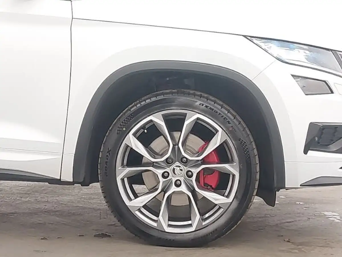2019-skoda-kodiaq-20tdi-vrs-big-11