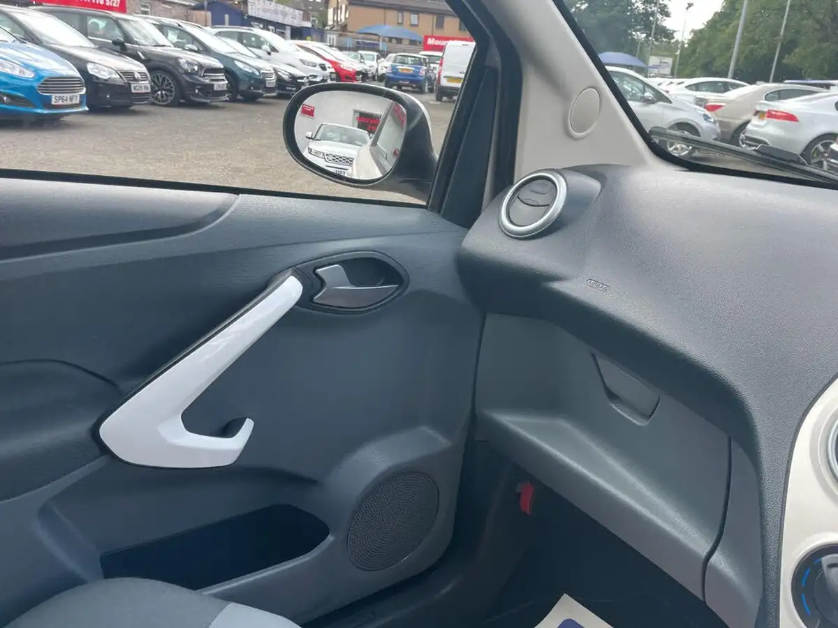2015-ford-ka-12-zetec-ss-big-21