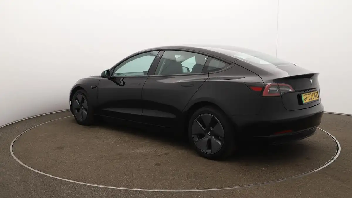 2022-tesla-model-3-e-long-range-big-54