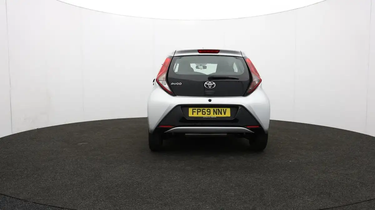 2019-toyota-aygo-10-vvt-i-x-play-big-48