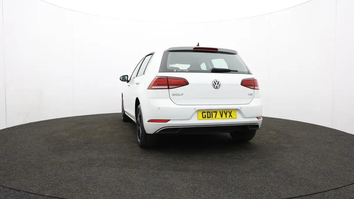 2017-volkswagen-golf-14-tsi-se-ss-hatchback-5d-big-35