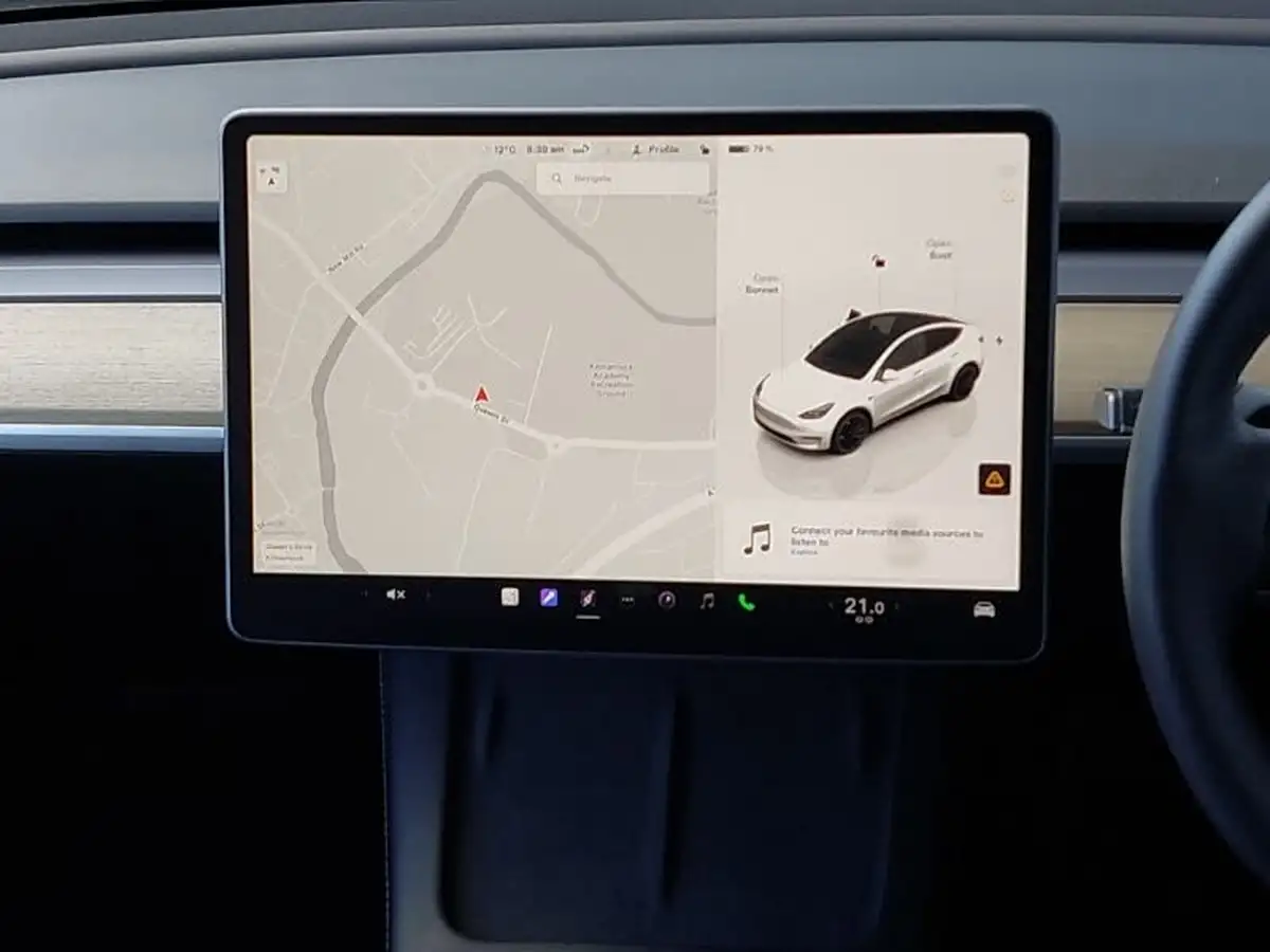 2023-tesla-model-y-e-performance-big-9