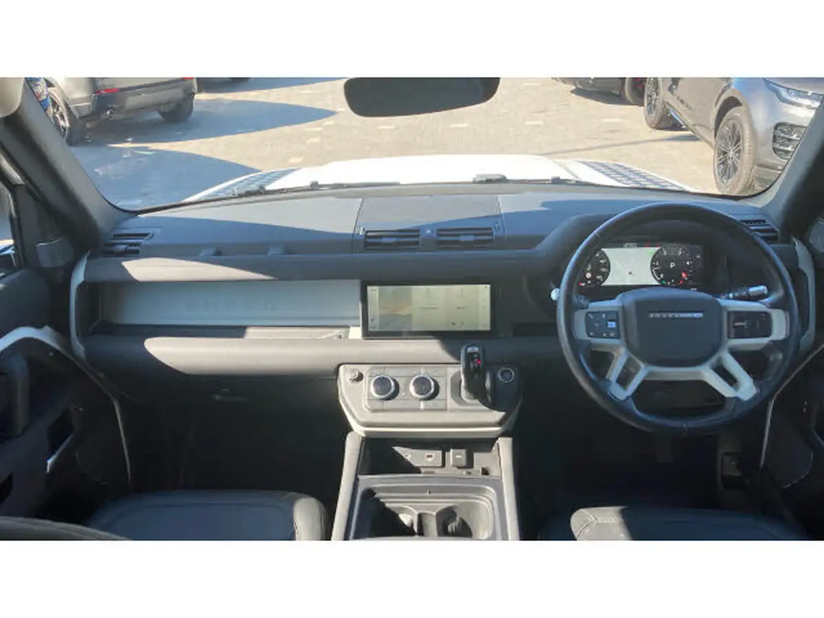 2021-land-rover-90-defender-30-d200-s-big-8